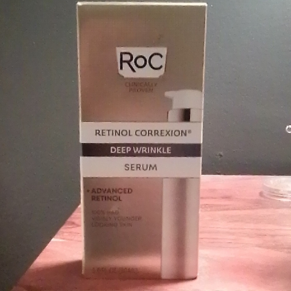 RoC Retinol Correxion Deep Wrinkle Serum